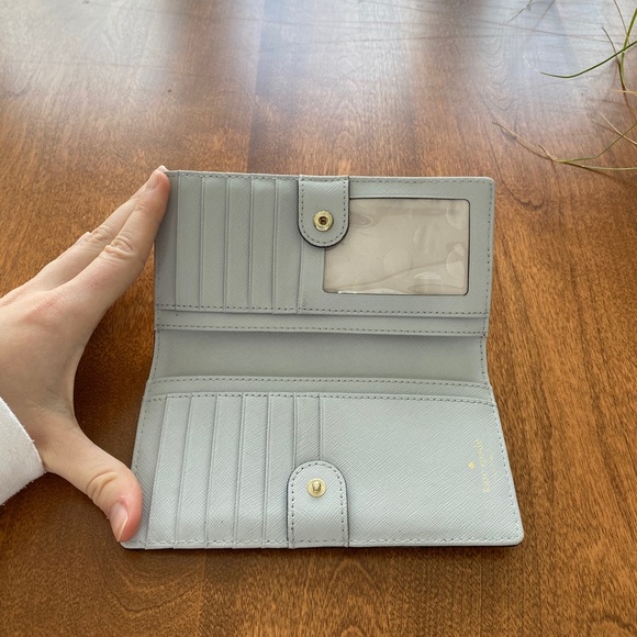 Kate Spade wallet - Picture 4 of 4